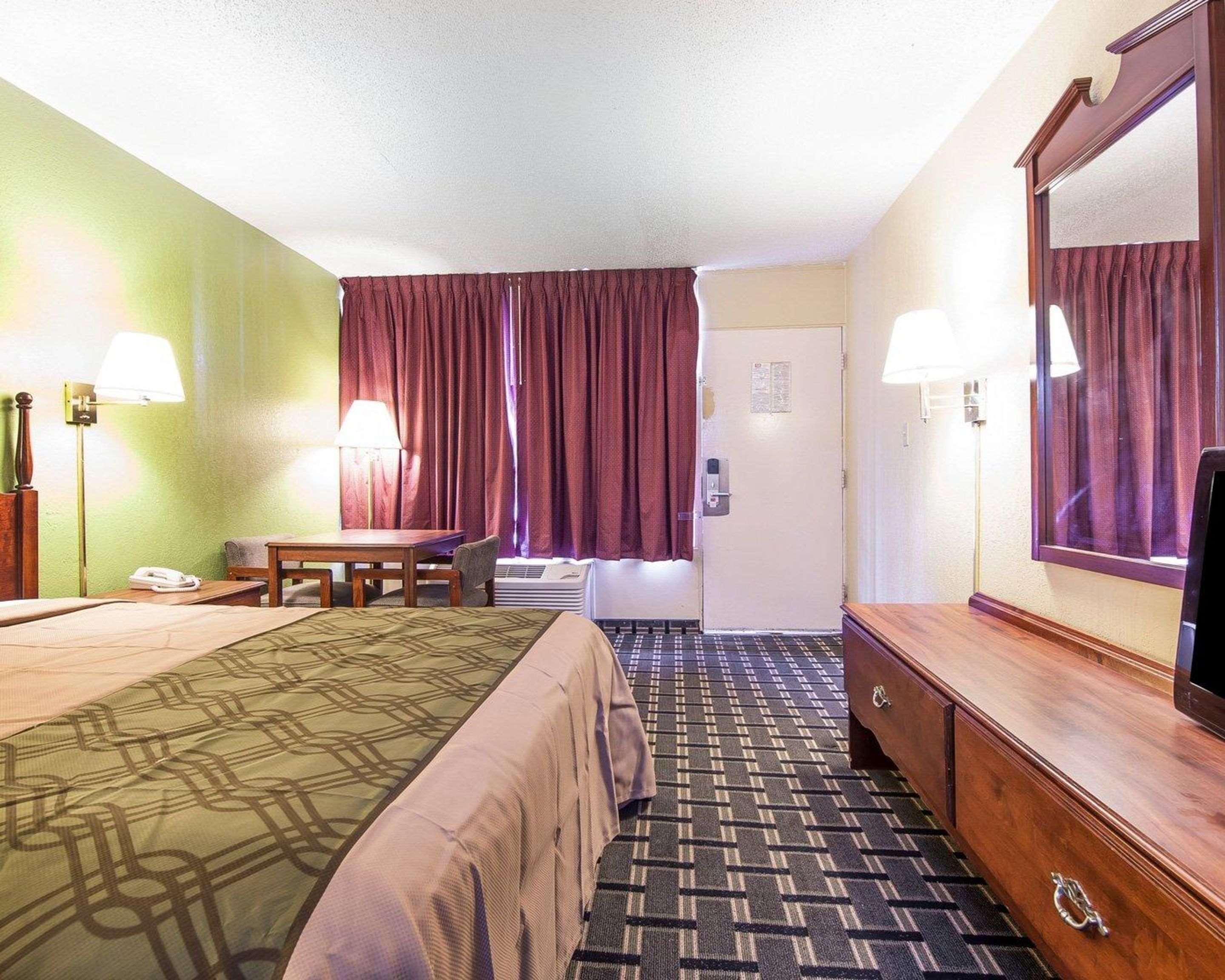 Econo Lodge Cleveland Exterior foto